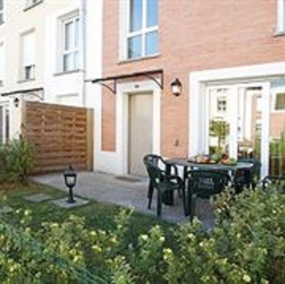 City Residence Marne-La-Vallee-Bry-Sur-Marne Noisy-le-Grand Esterno foto