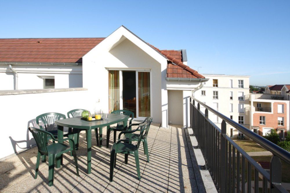 City Residence Marne-La-Vallee-Bry-Sur-Marne Noisy-le-Grand Esterno foto